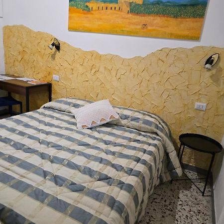 팔라쫄로 아크레이데 La Casa Di Paolina 빌라 외부 사진