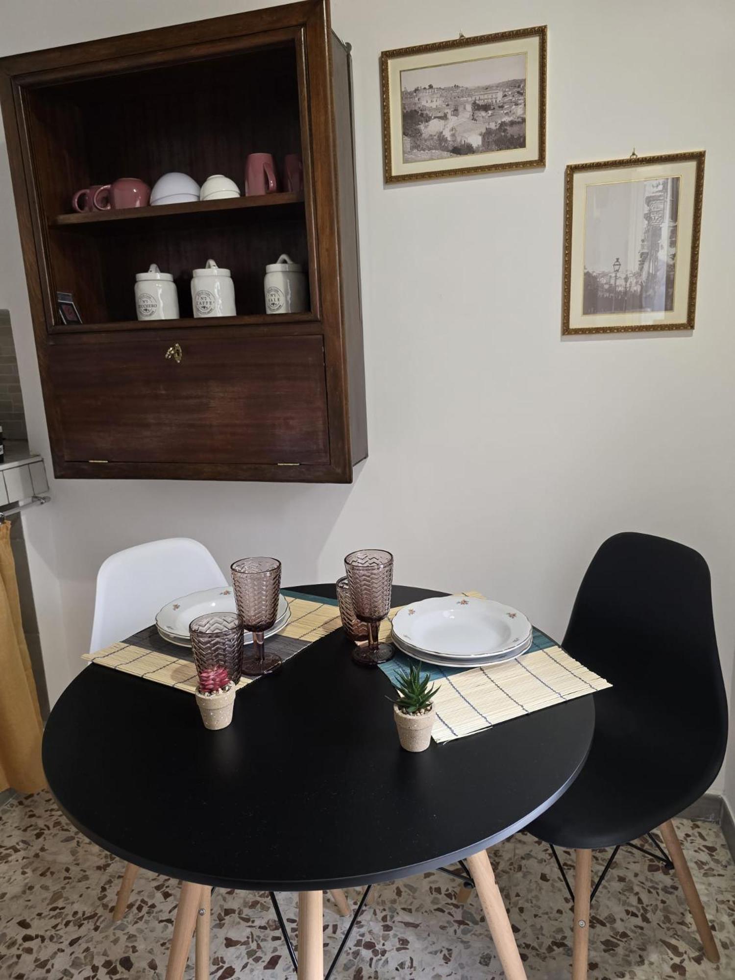 팔라쫄로 아크레이데 La Casa Di Paolina 빌라 외부 사진