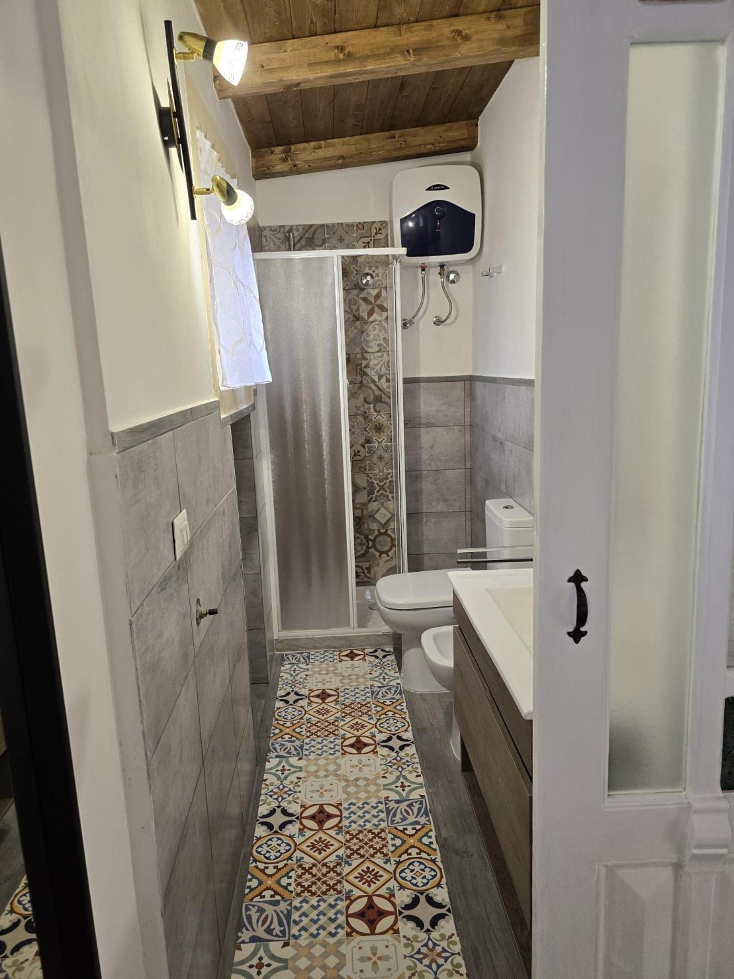 팔라쫄로 아크레이데 La Casa Di Paolina 빌라 외부 사진