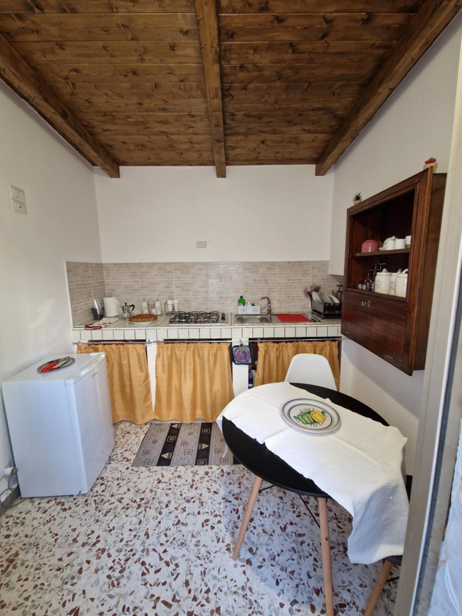 팔라쫄로 아크레이데 La Casa Di Paolina 빌라 외부 사진